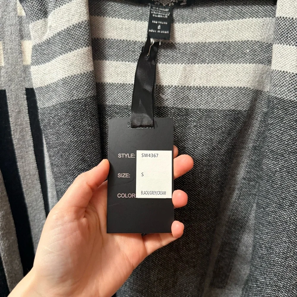 NWT Oliver O. Patterned Cardigan